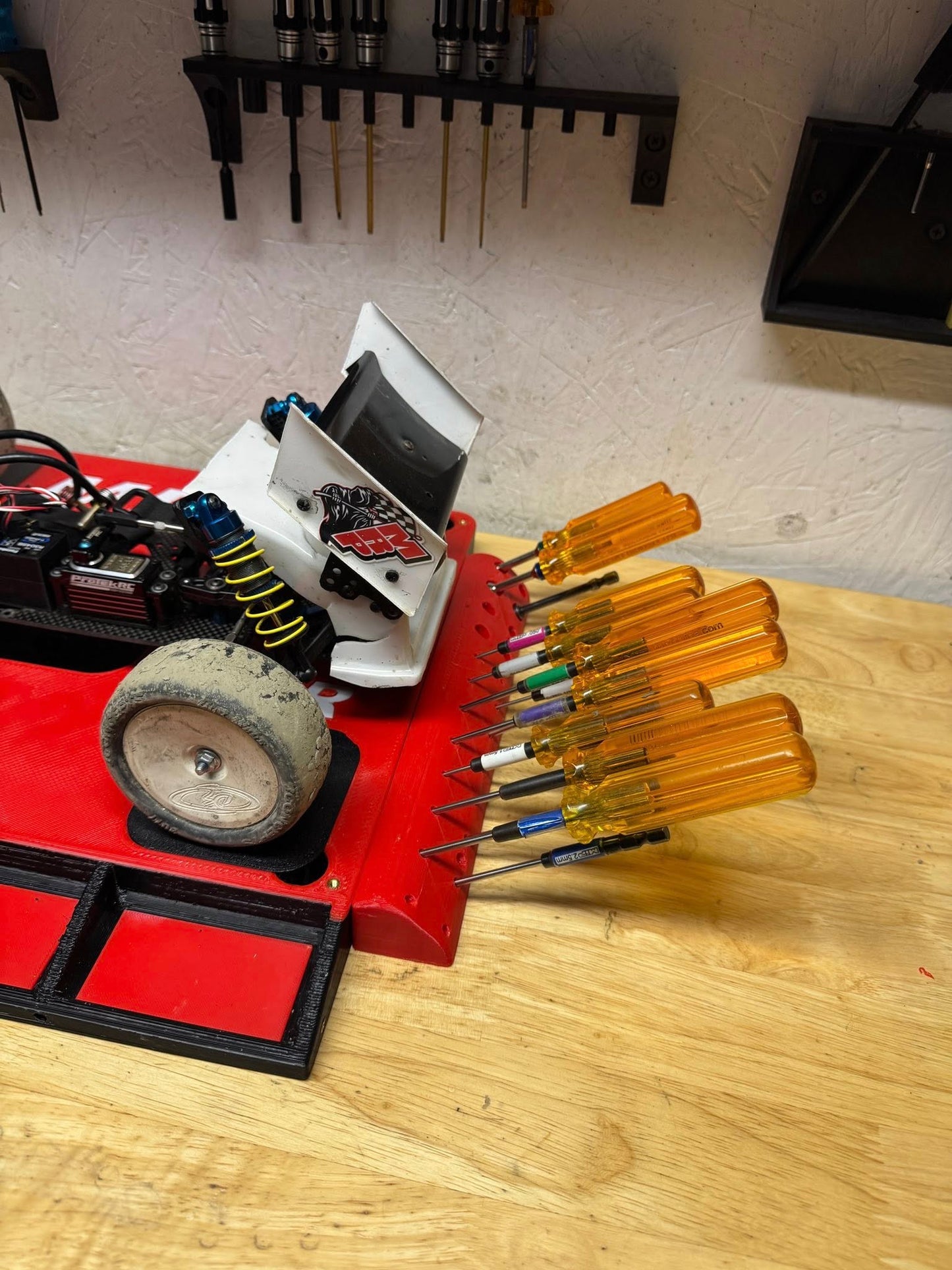 1/10th Scale & Pit Board: MIP Tool Holder