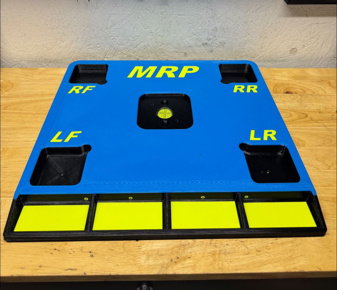 1/10th Short Course Scale & Pit Board